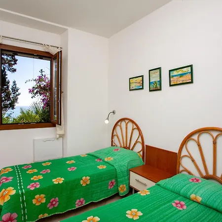 Casa Sulla 1 أروسييْ